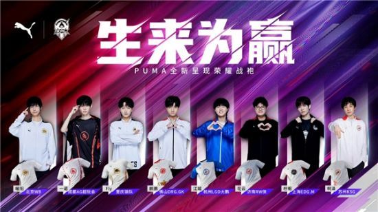 笔新的浓墨 笔新的浓墨