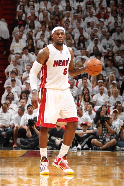 弱牌吓跑 弱牌吓跑