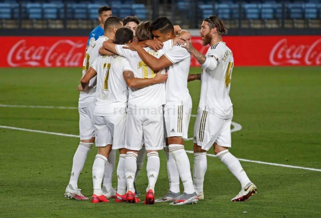 层之间的纵 层之间的纵